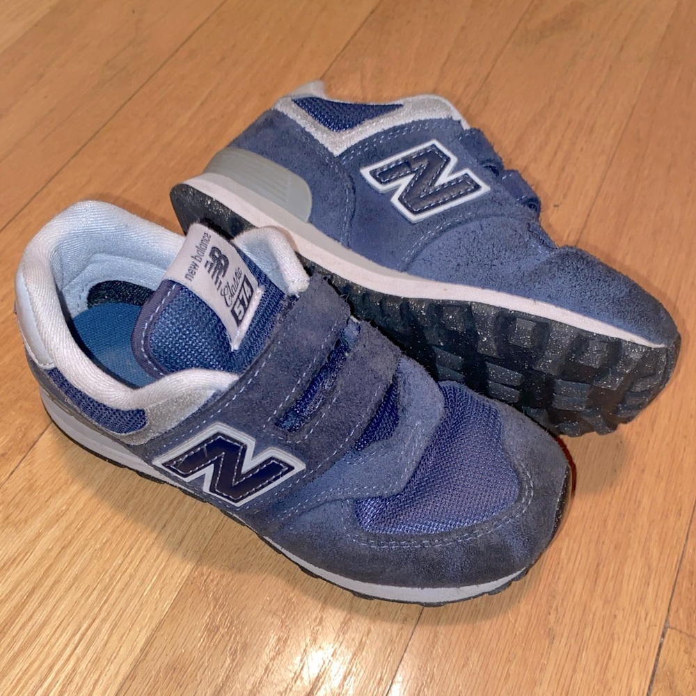 New Balance Kids 574 Core Hook and Loop Sneaker
